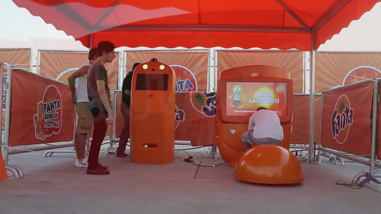 Fanta Labyrinth Ball